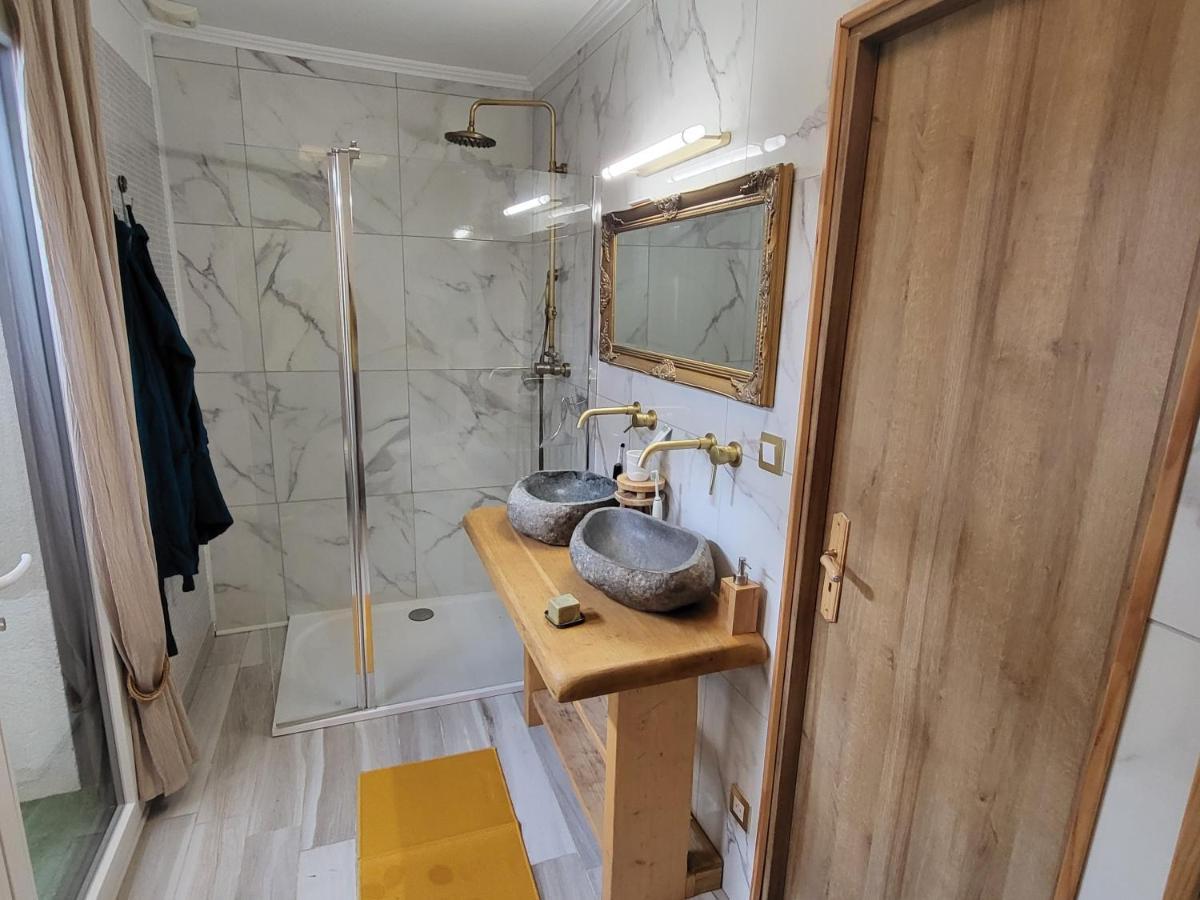 Bed and breakfast Choisy Le Jacuzzi Extérieur photo
