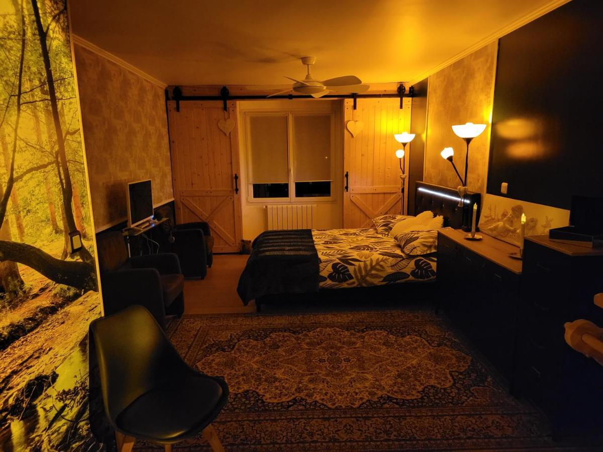 Bed and breakfast Choisy Le Jacuzzi Extérieur photo