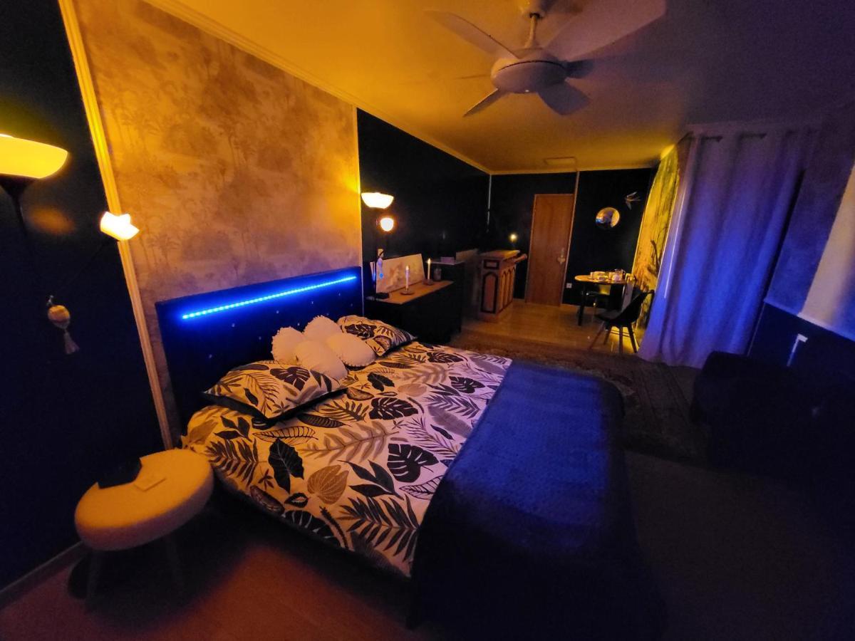 Bed and breakfast Choisy Le Jacuzzi Extérieur photo
