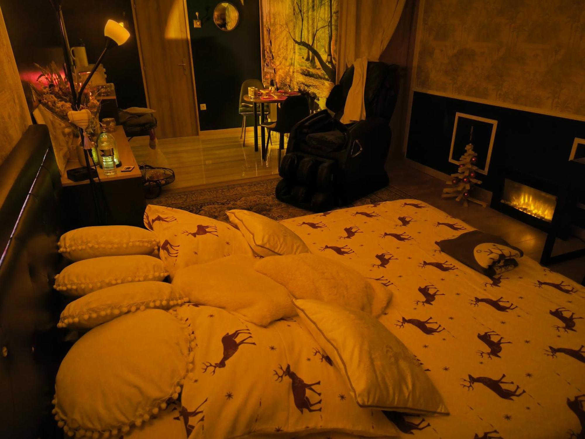 Bed and breakfast Choisy Le Jacuzzi Extérieur photo